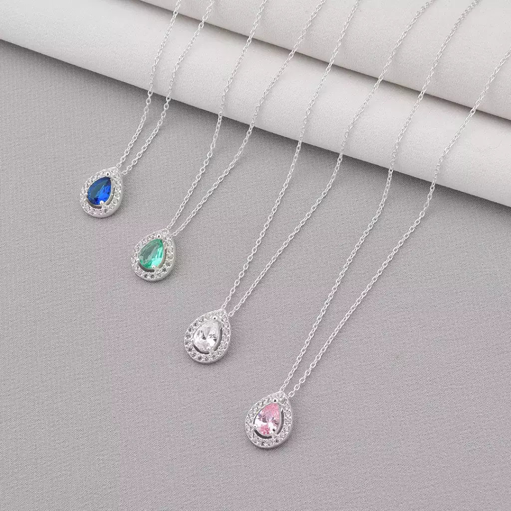 Colar gota cravejado