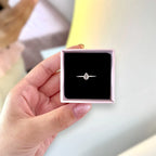 Anel solitário gota