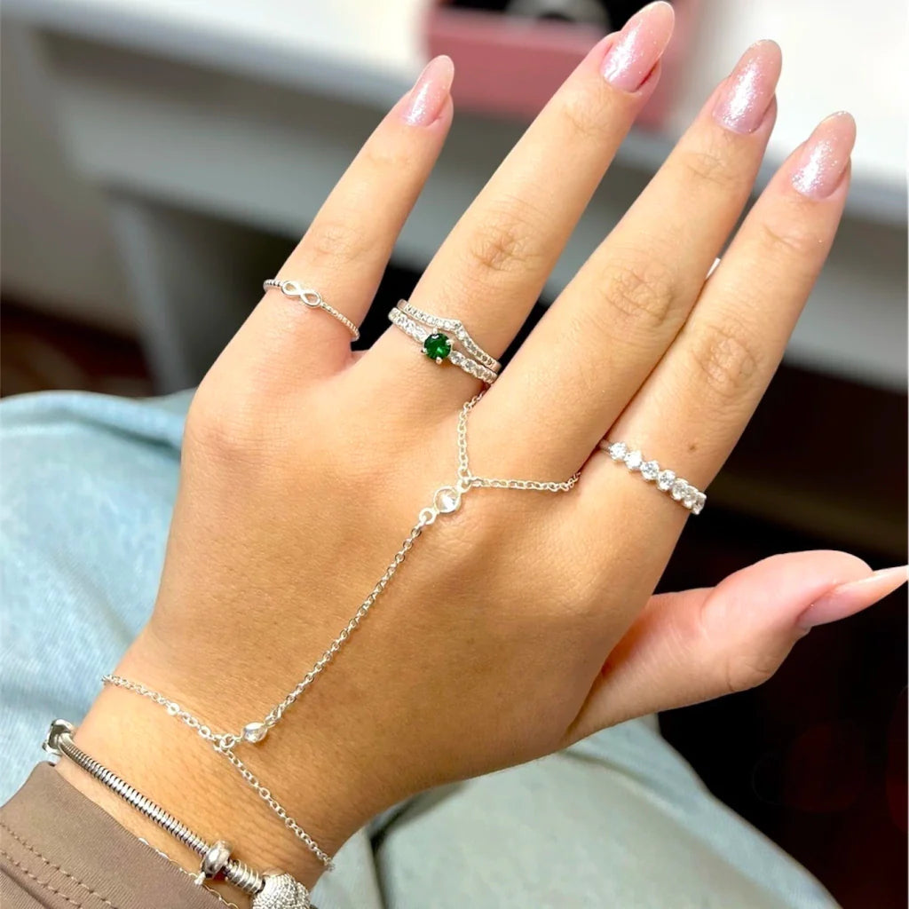 Kit anel Solitário Verde+V cravejado