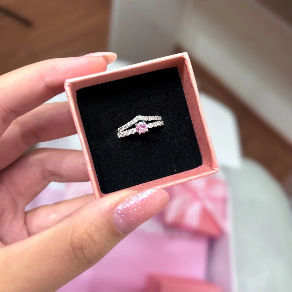 Kit anel Aurora rosa+V cravejado